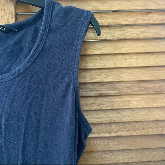 Athleta Navy Blue Athletic Hiking Everyday Wear Tank Top Sz Small - Picture 6 of 6